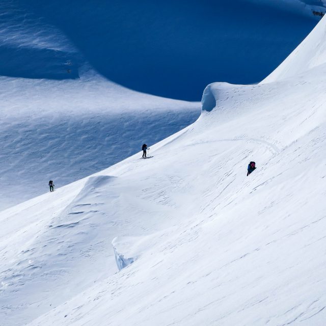 Garibaldi Neve Traverse & Peak